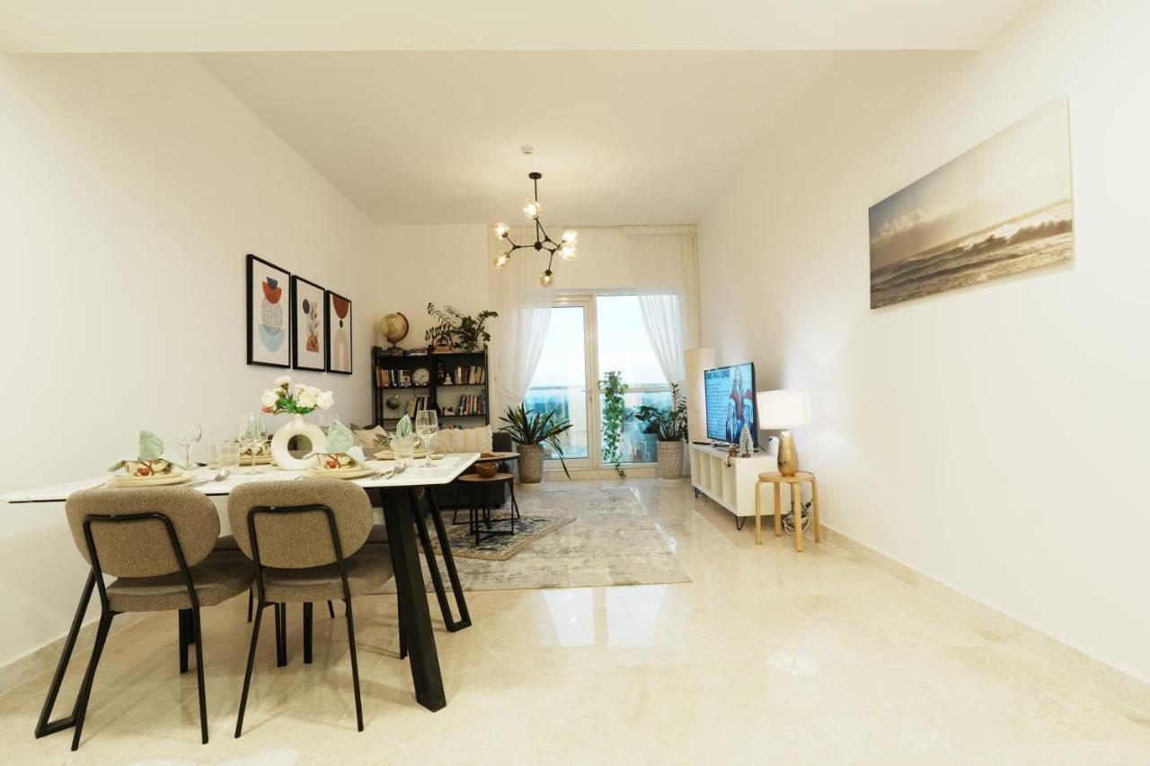 Cozy Spacious Near Downtown
