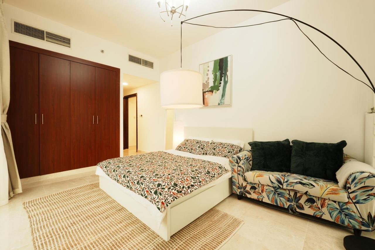 Apartment Cozy Spacious Near Downtown *