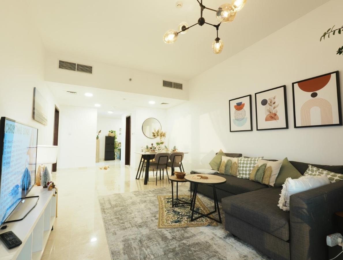 Cozy Spacious Near Downtown * Dubai